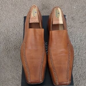 Men's Tan Leather Loafers